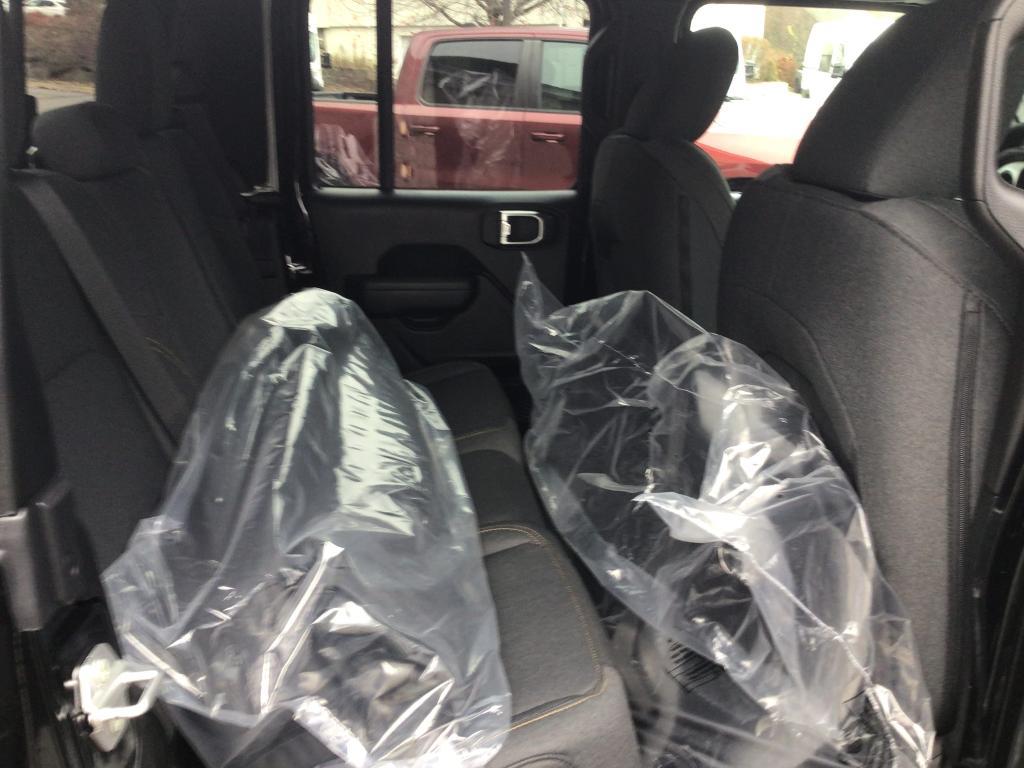 new 2026 Jeep Gladiator car, priced at $55,410