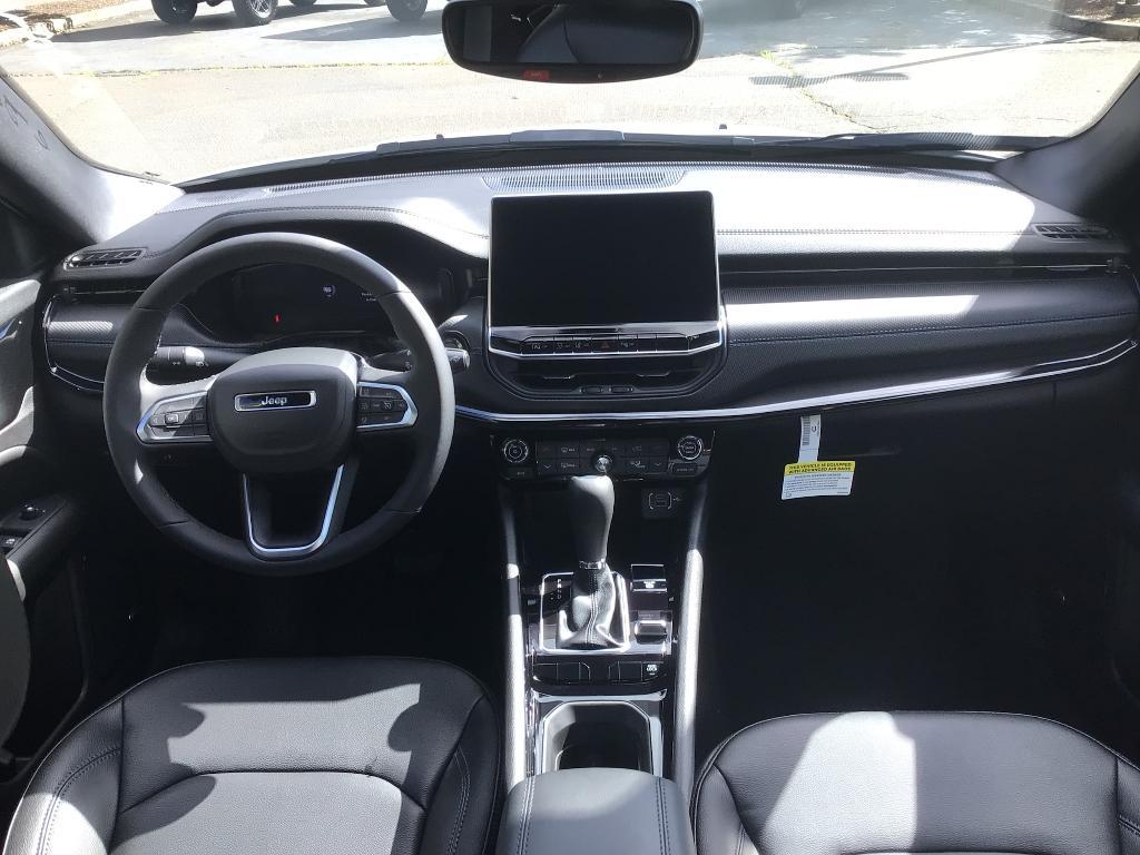 new 2026 Jeep Compass car, priced at $40,025