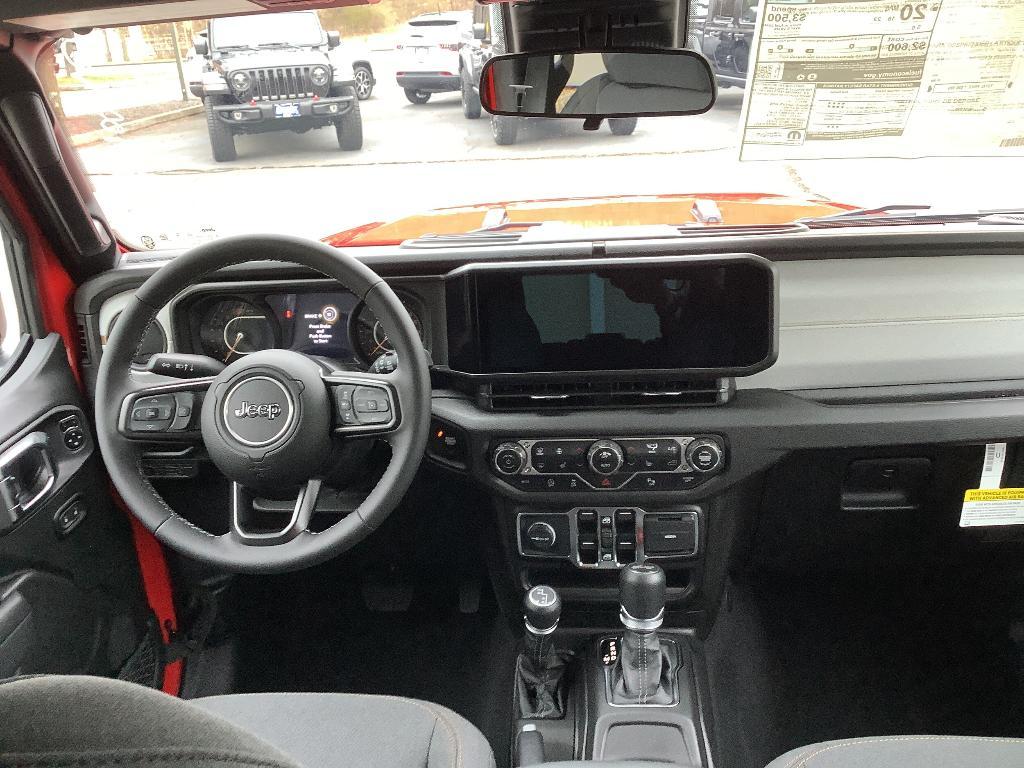 new 2025 Jeep Wrangler car, priced at $55,085