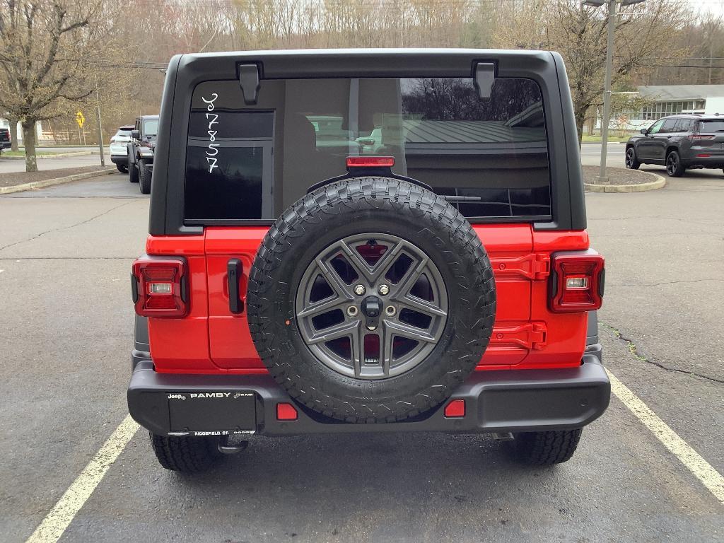 new 2025 Jeep Wrangler car, priced at $55,085