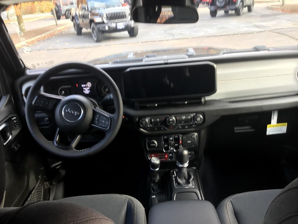 new 2026 Jeep Gladiator car, priced at $55,410