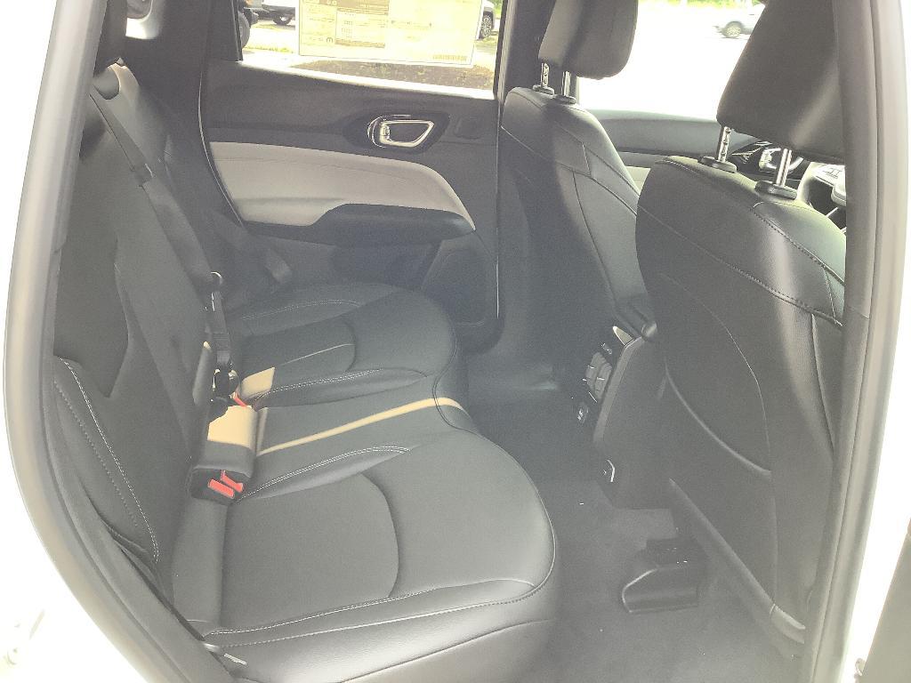 new 2025 Jeep Compass car, priced at $37,115