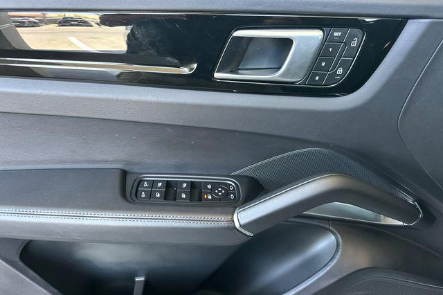 used 2022 Porsche Cayenne car, priced at $91,984