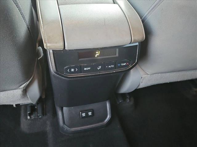 used 2020 Toyota Highlander car, priced at $28,299