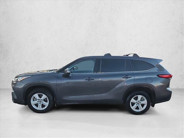 used 2020 Toyota Highlander car, priced at $28,299