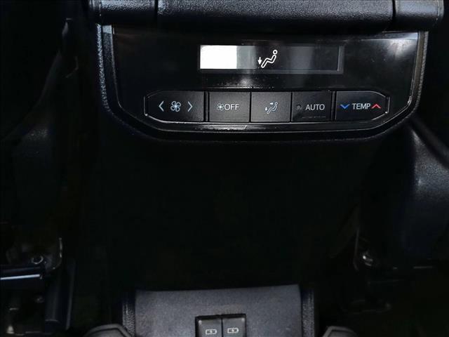 used 2023 Toyota Highlander car, priced at $34,999