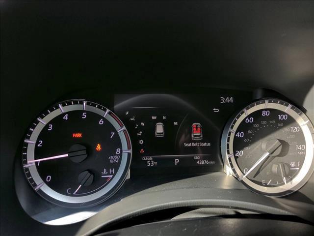 used 2023 Toyota Highlander car, priced at $34,999