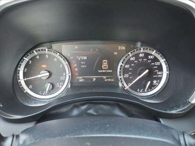 used 2022 Toyota Highlander car, priced at $32,999