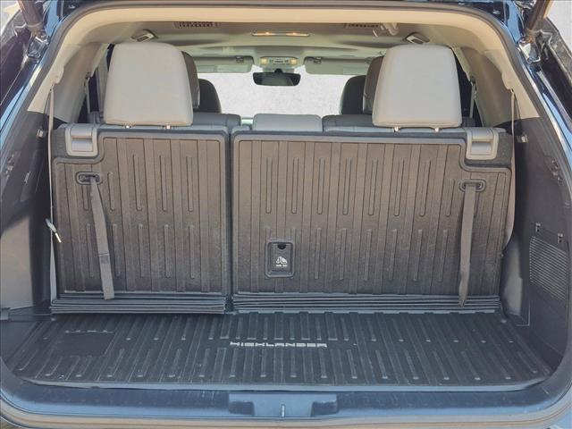 used 2021 Toyota Highlander car, priced at $29,999