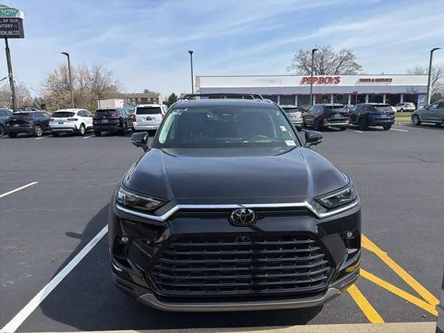 used 2025 Toyota Grand Highlander car, priced at $54,981