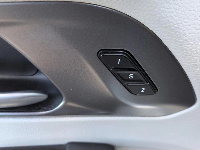 used 2024 Chrysler Pacifica car, priced at $27,674