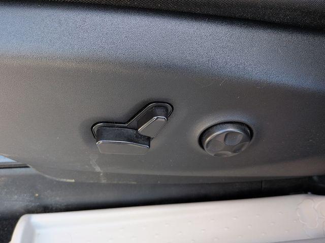 used 2024 Chrysler Pacifica car, priced at $27,674