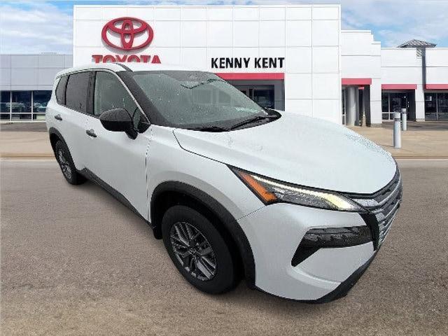 used 2025 Nissan Rogue car, priced at $24,200