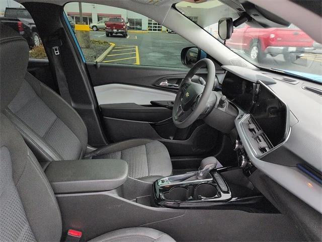 used 2025 Chevrolet Trax car, priced at $20,984