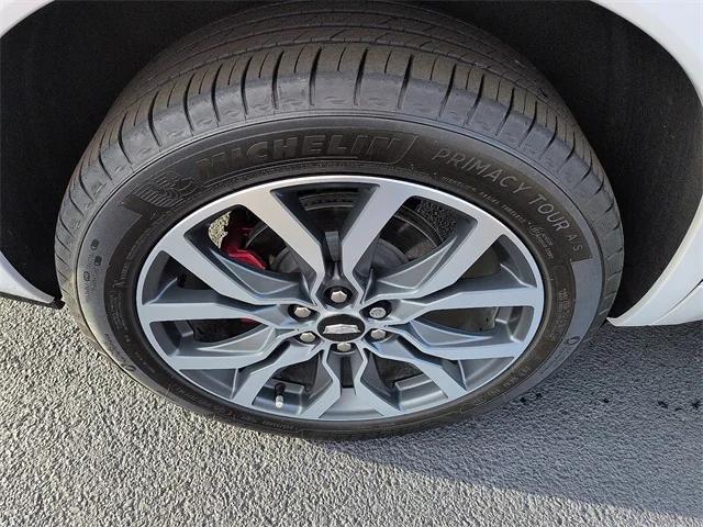 used 2024 Cadillac XT6 car, priced at $45,950