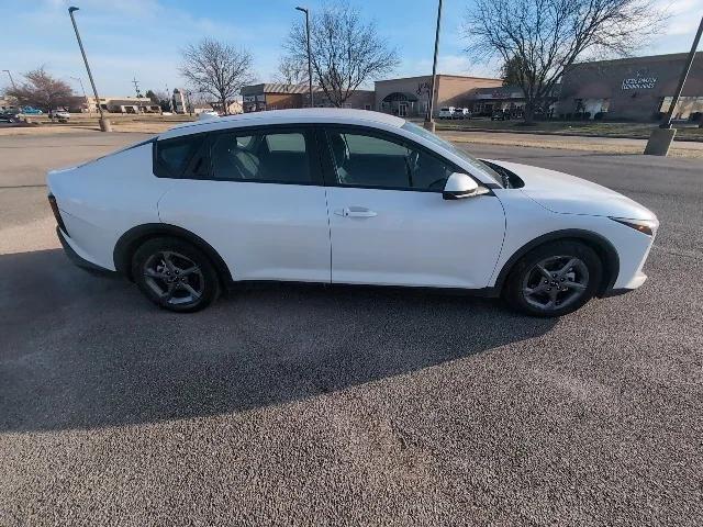 used 2025 Kia K4 car