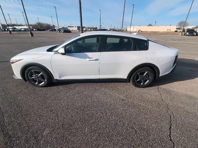 used 2025 Kia K4 car