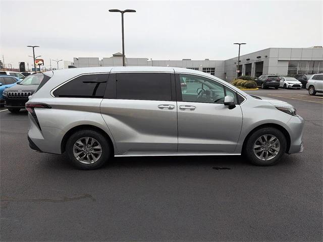 used 2024 Toyota Sienna car, priced at $34,974
