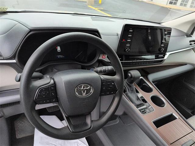 used 2024 Toyota Sienna car, priced at $34,974