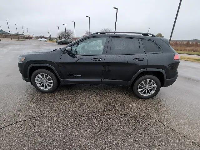 used 2022 Jeep Cherokee car, priced at $19,498