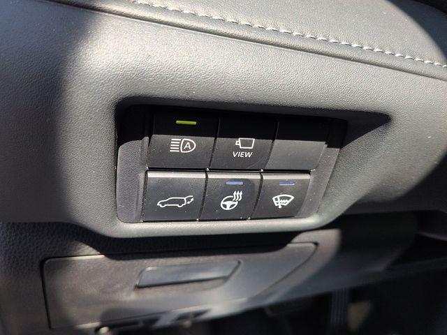 used 2022 Toyota Highlander car, priced at $35,871