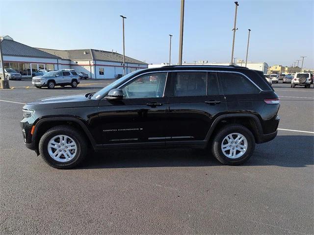 used 2022 Jeep Grand Cherokee car, priced at $22,989