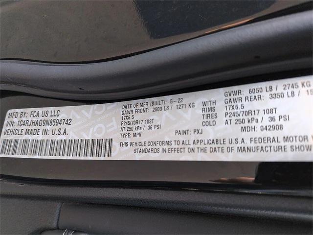 used 2022 Jeep Grand Cherokee car, priced at $22,989