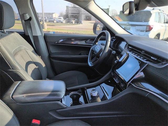 used 2022 Jeep Grand Cherokee car, priced at $22,989