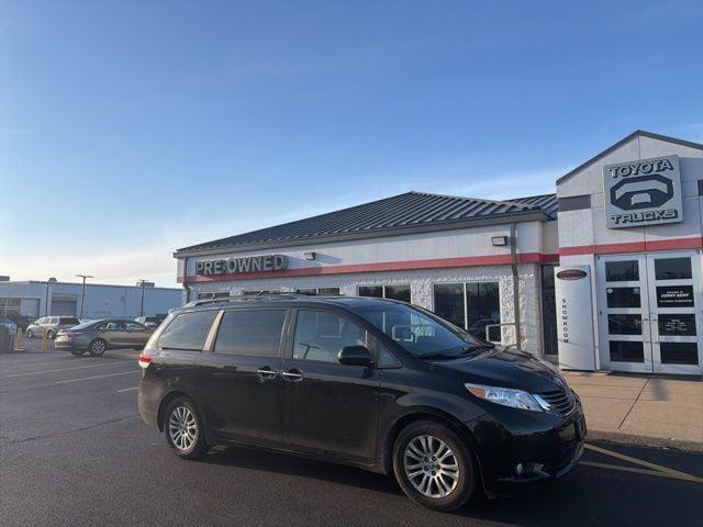 used 2014 Toyota Sienna car, priced at $14,550