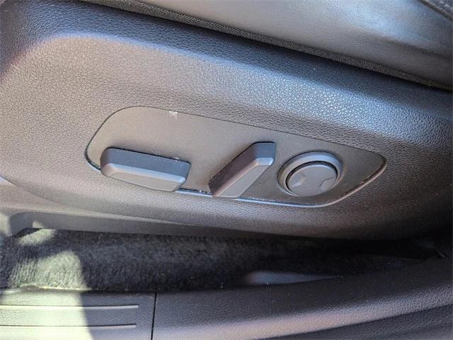 used 2022 Kia Carnival car, priced at $22,321