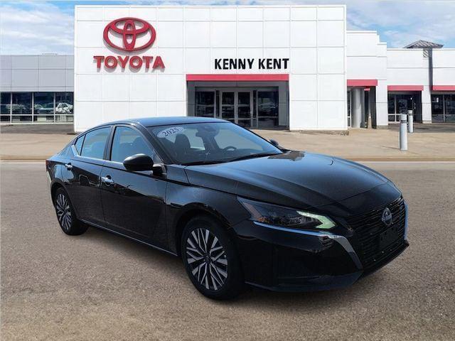 used 2025 Nissan Altima car, priced at $19,987