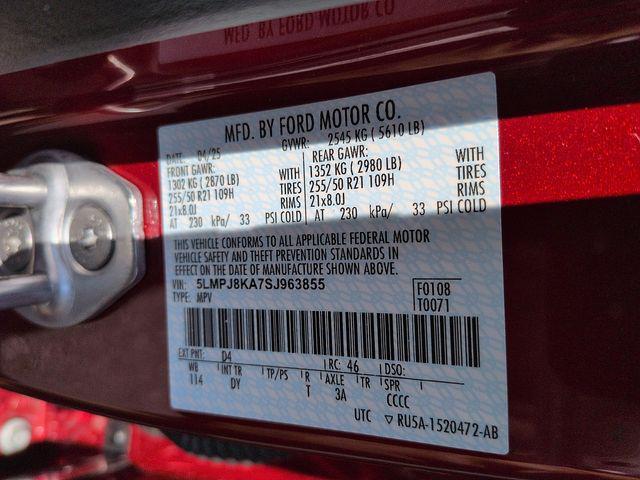 used 2025 Lincoln Nautilus car, priced at $58,450