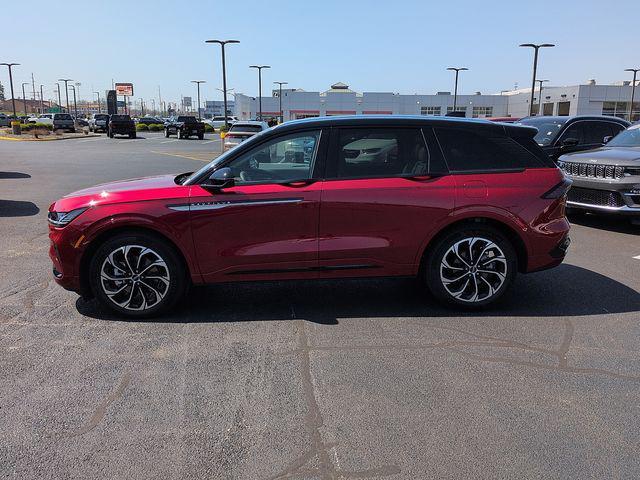 used 2025 Lincoln Nautilus car, priced at $58,450