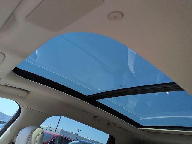 used 2025 Lincoln Nautilus car, priced at $58,450