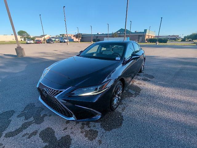 used 2025 Lexus ES 350 car, priced at $53,650