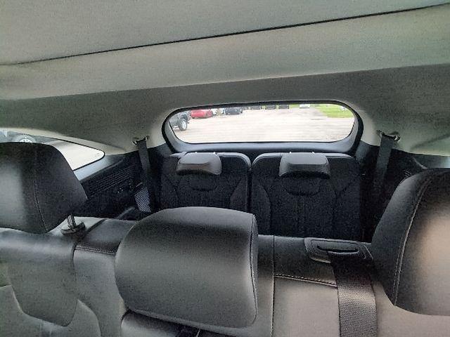 used 2024 Kia Sorento car, priced at $30,241