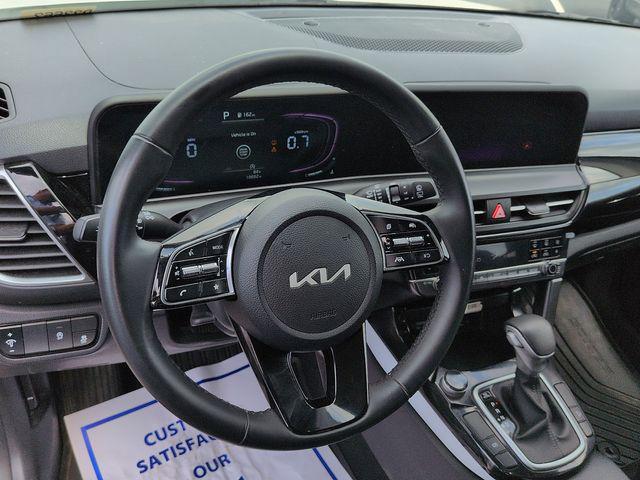 used 2025 Kia Seltos car, priced at $23,741