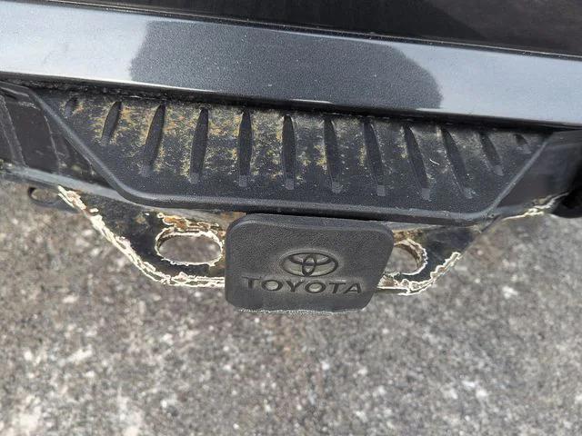 used 2023 Toyota Highlander car, priced at $23,988