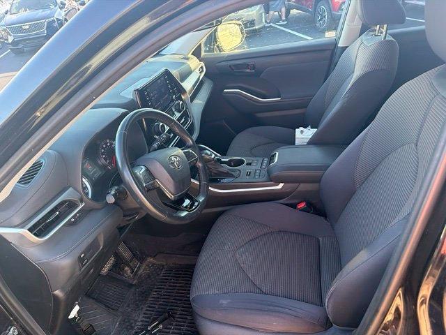 used 2021 Toyota Highlander car, priced at $25,800