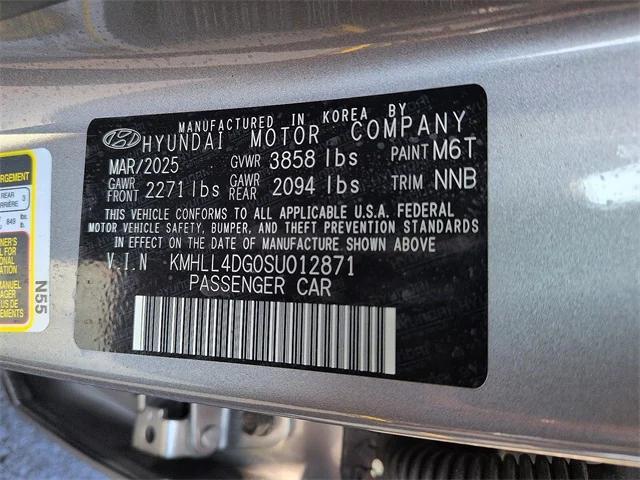 used 2025 Hyundai Elantra car, priced at $16,800