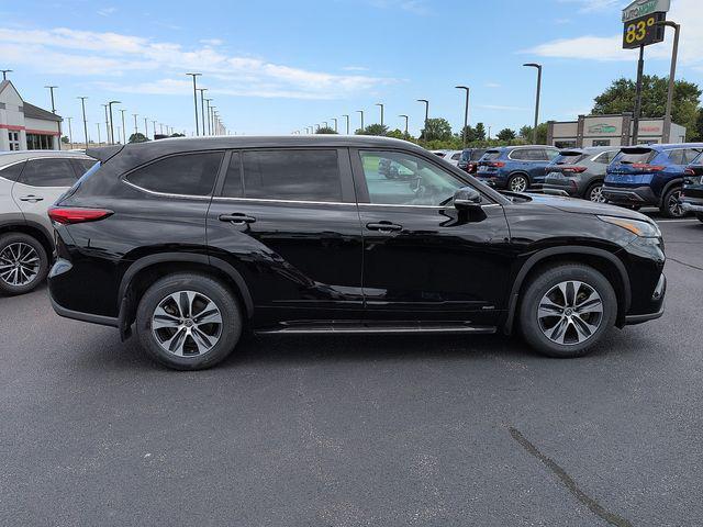 used 2023 Toyota Highlander Hybrid car, priced at $34,733