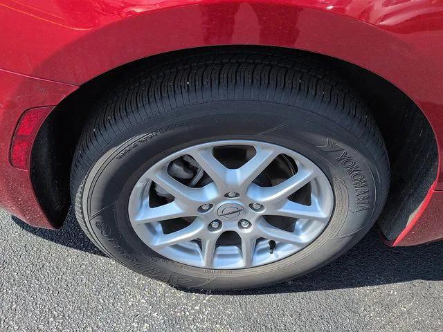 used 2025 Chrysler Pacifica car, priced at $30,983