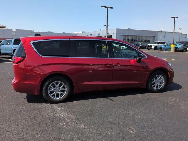 used 2025 Chrysler Pacifica car, priced at $30,983