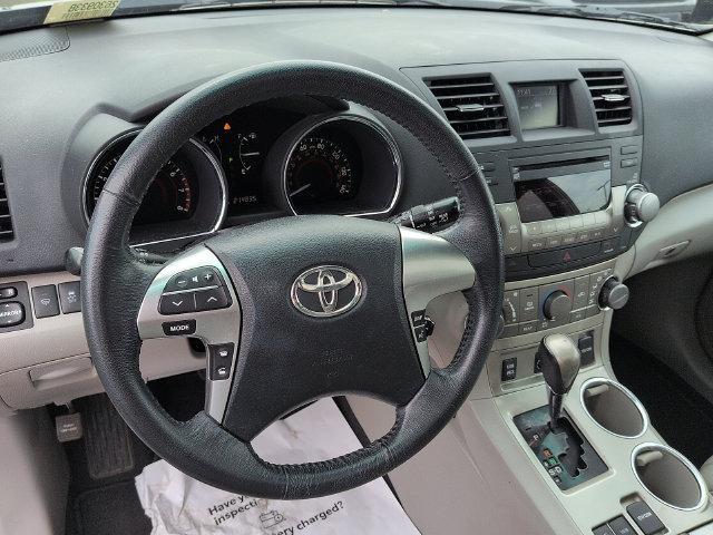 used 2012 Toyota Highlander car, priced at $9,242
