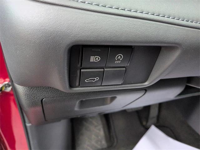 used 2023 Toyota Highlander car, priced at $36,982