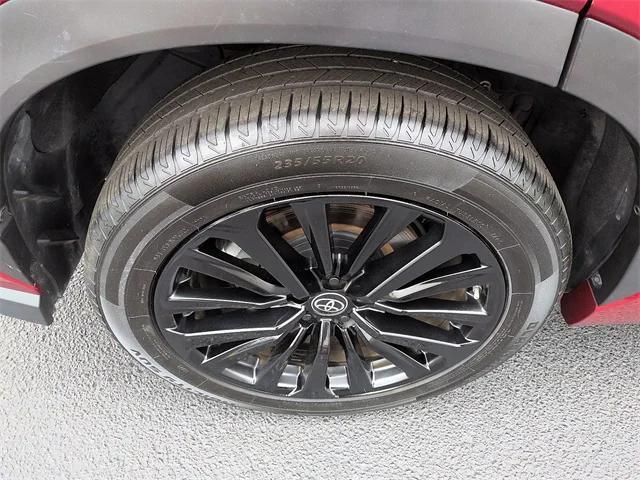 used 2023 Toyota Highlander car, priced at $36,982