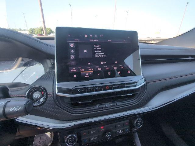 used 2025 Jeep Compass car