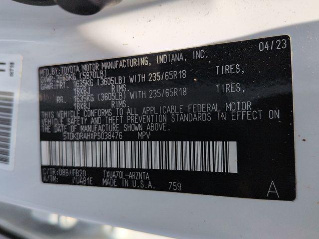 used 2023 Toyota Highlander car, priced at $33,233