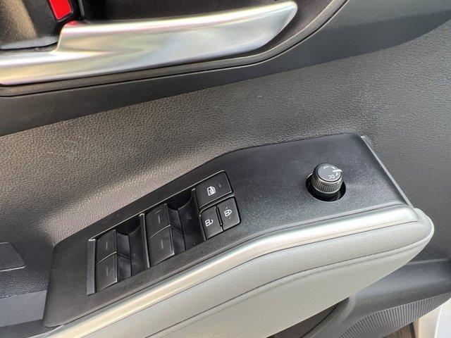 used 2025 Toyota Highlander car