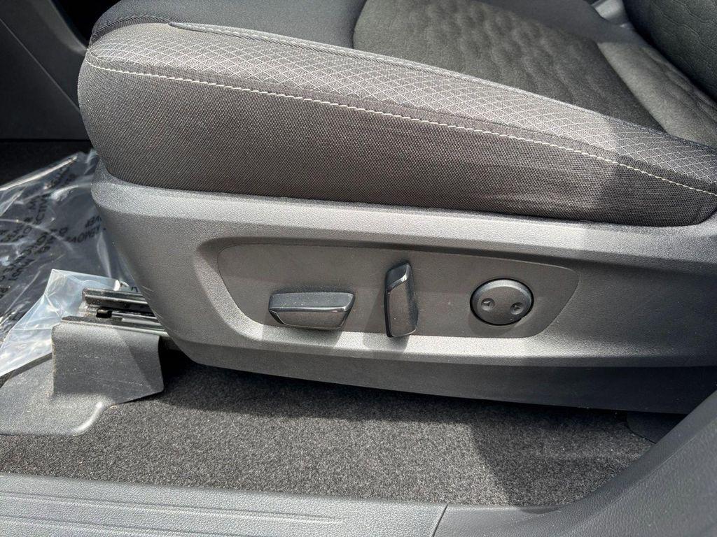 used 2025 Nissan Pathfinder car, priced at $32,898